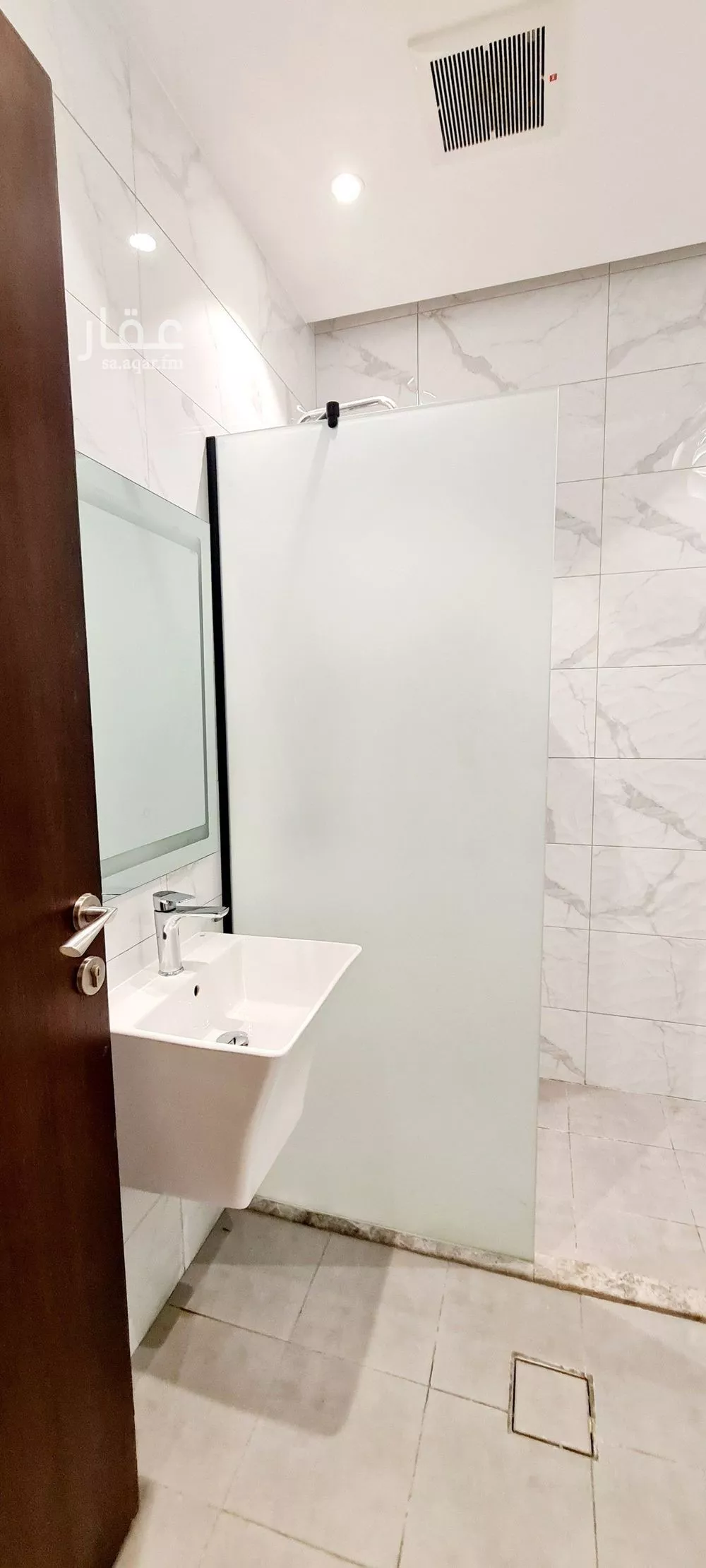 شقة 3 غرف في الورود 4