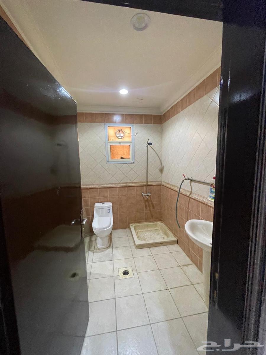 شقة 4 غرف في بدر 12