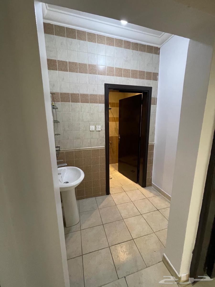 شقة 4 غرف في بدر 4