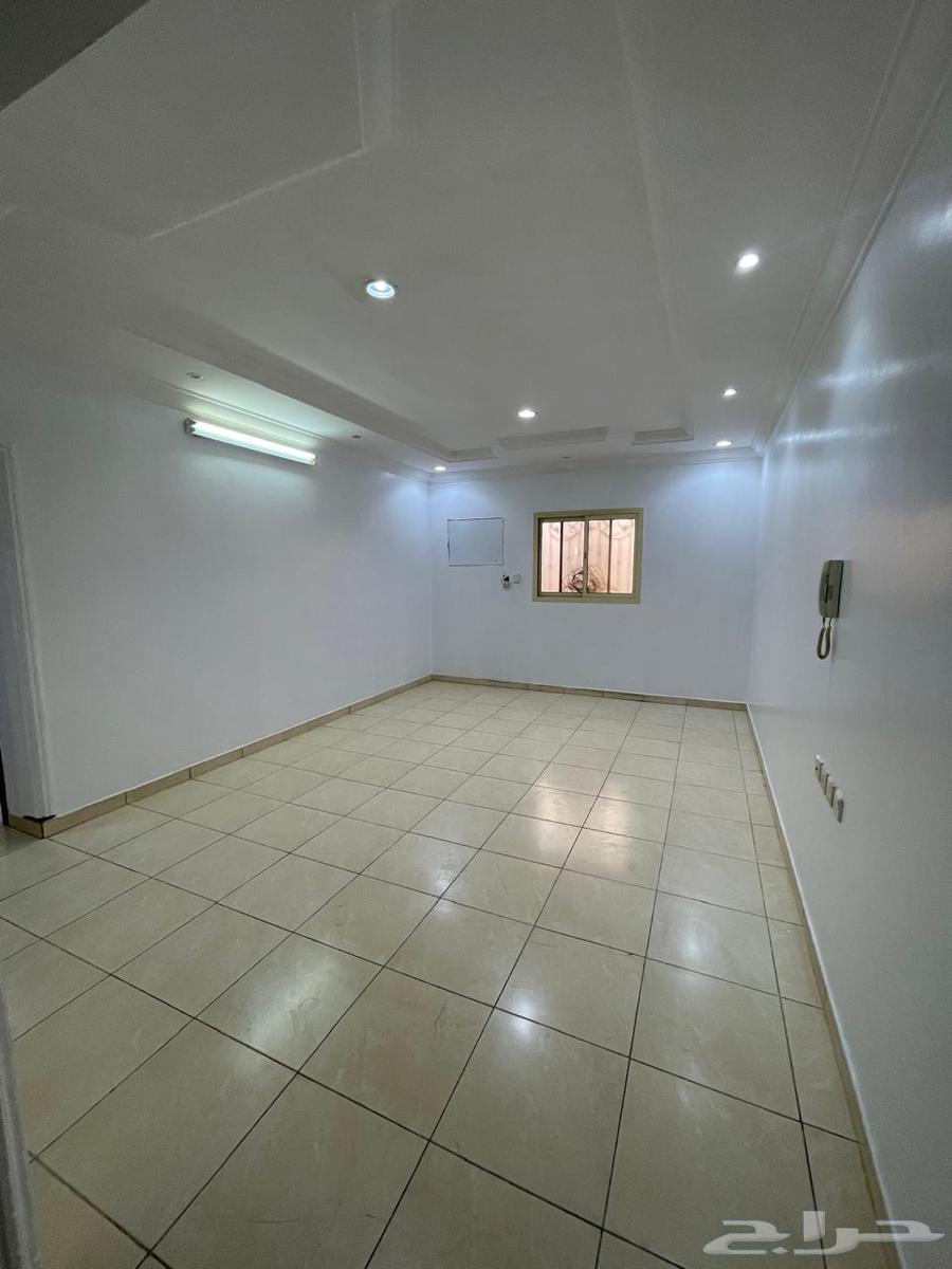 شقة 4 غرف في بدر 9