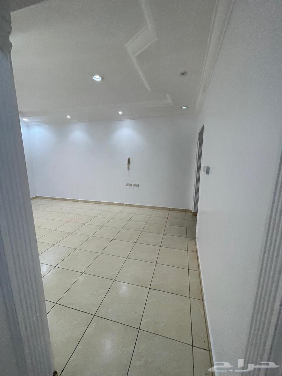 شقة 4 غرف في بدر 10