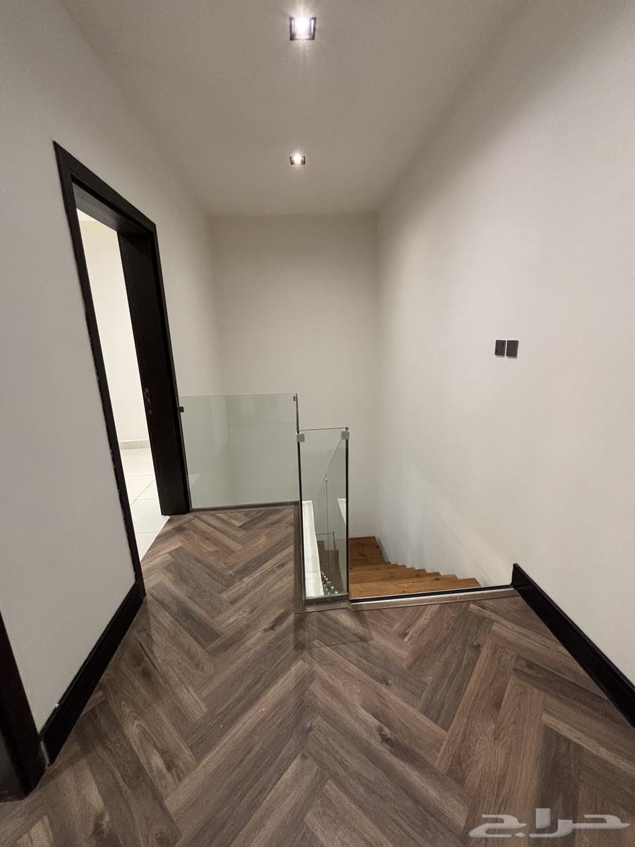 شقة 5 غرف في العارض 2
