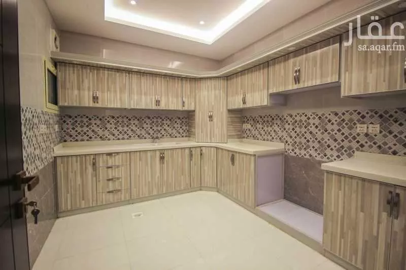 شقة 3 غرف في الصفا 8