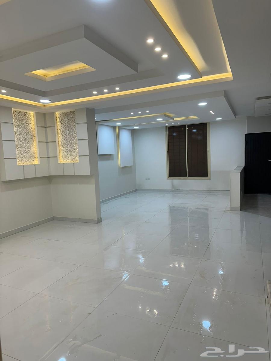 فيلا 9 غرف في لبن 4