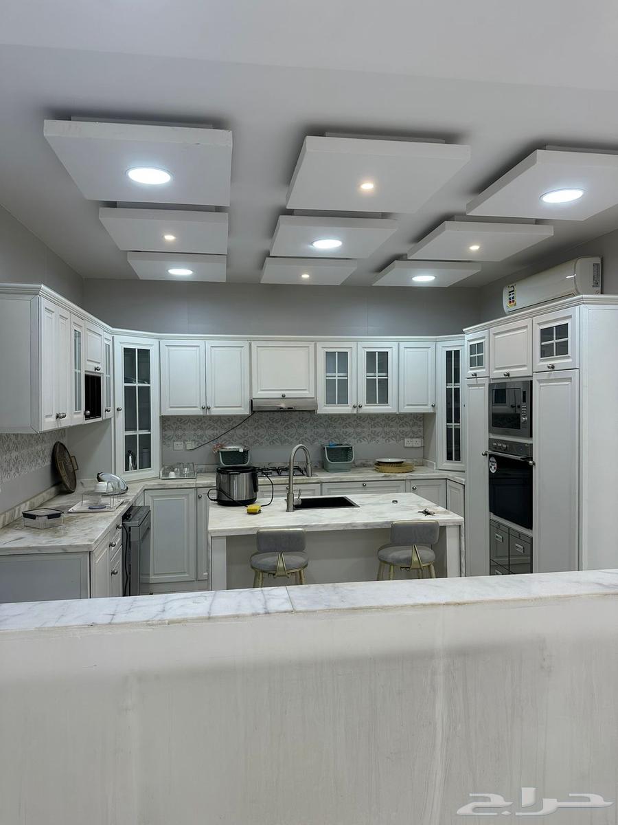 فيلا 9 غرف في لبن 9