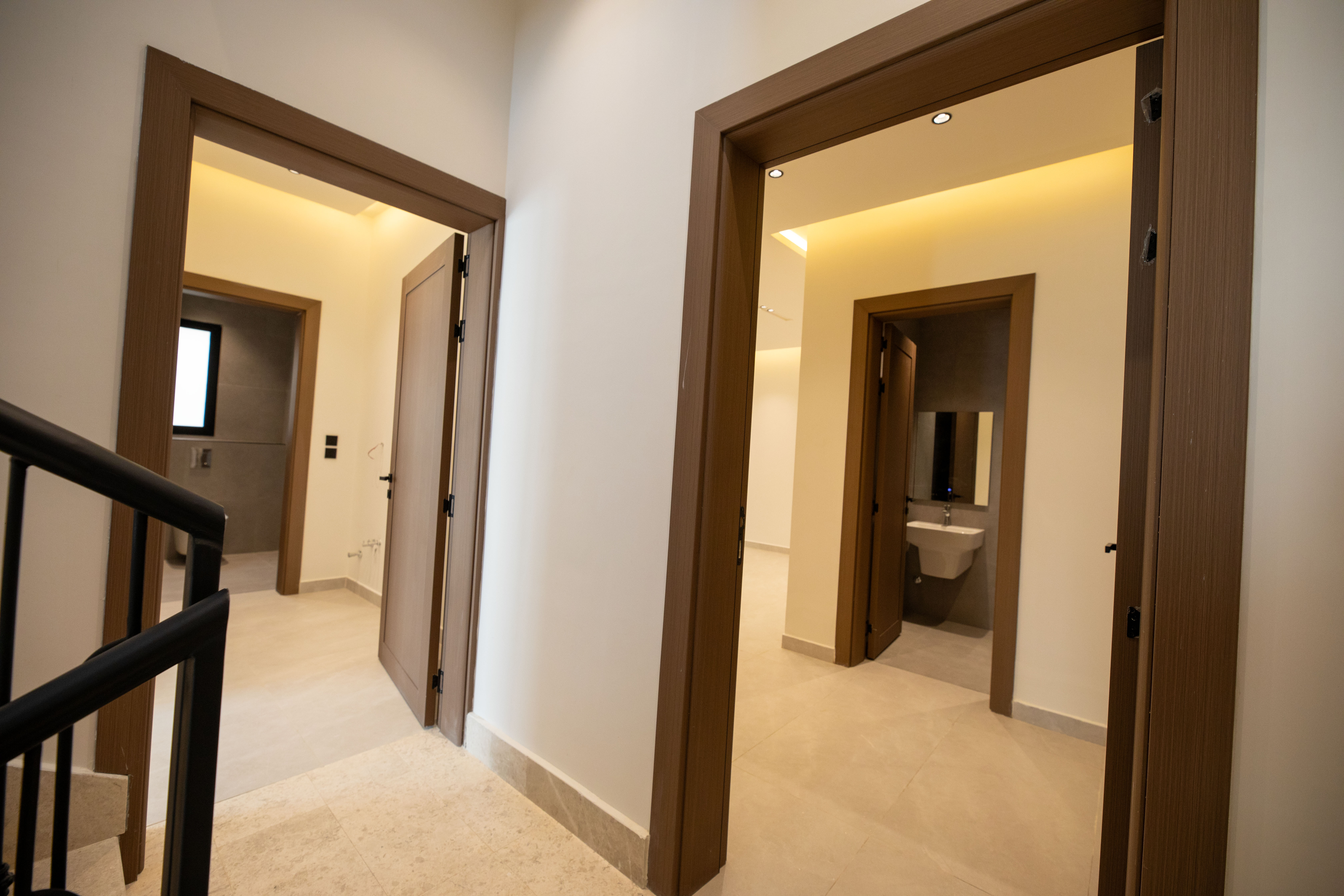 شقة 3 غرف في المرجان 10