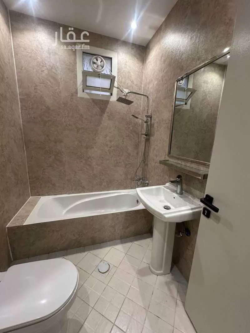 4 bedroom apartment in Al Nada, Riyadh 7
