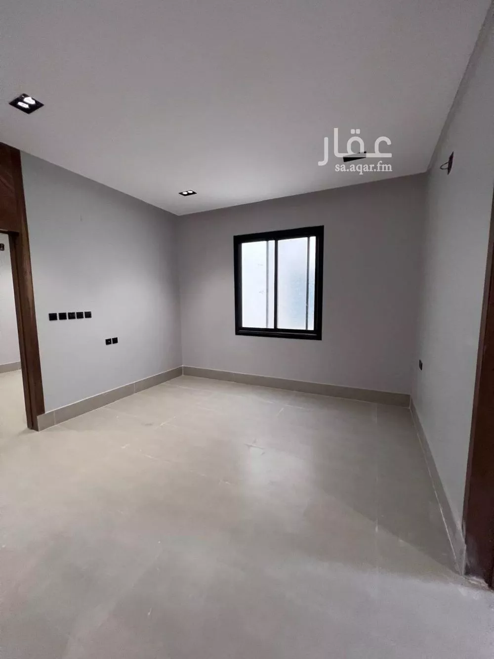 فيلا 5 غرف في عكاظ 6