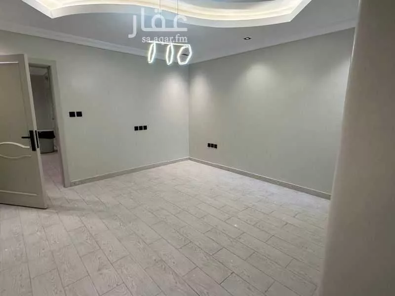 شقة 4 غرف في السلامة 5