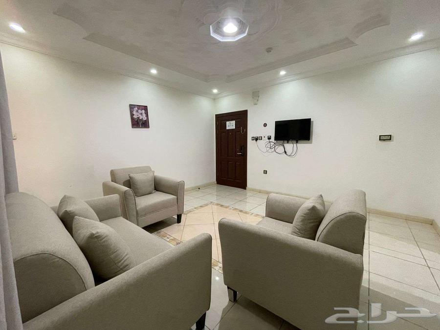 شقة 1 غرف في السلامة 5