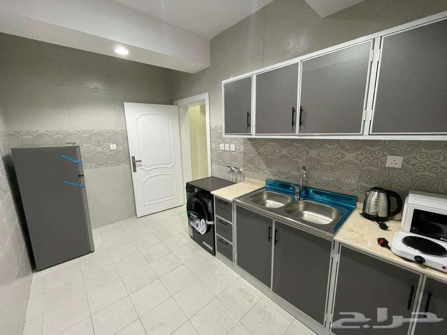 شقة 1 غرف في الفيصلية 5