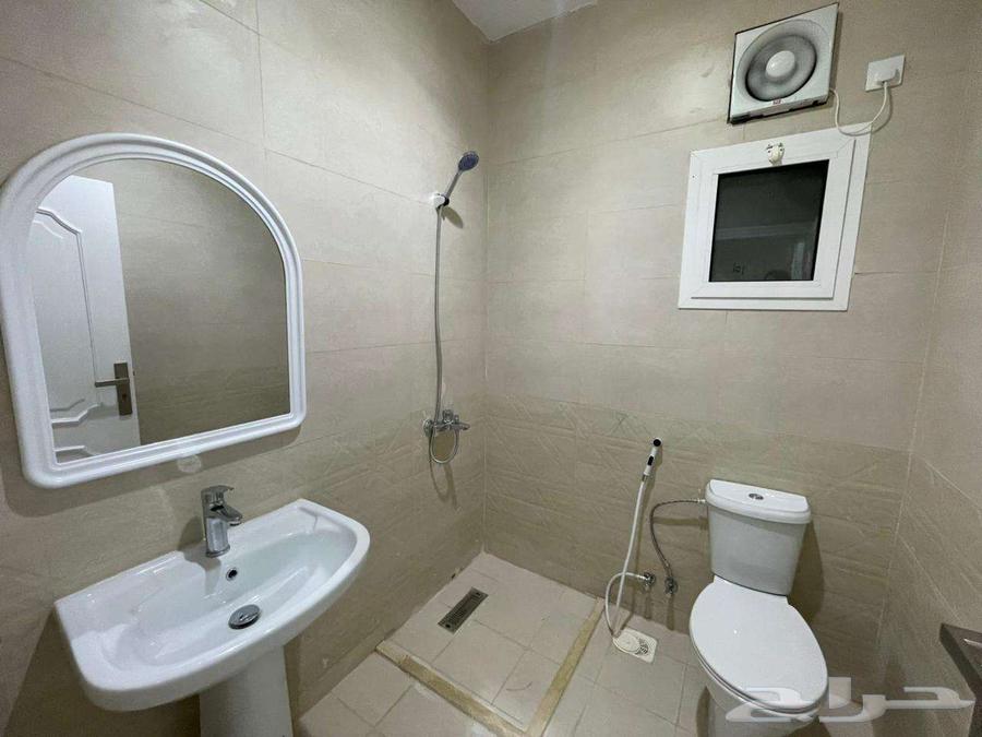 شقة 1 غرف في الفيصلية 7