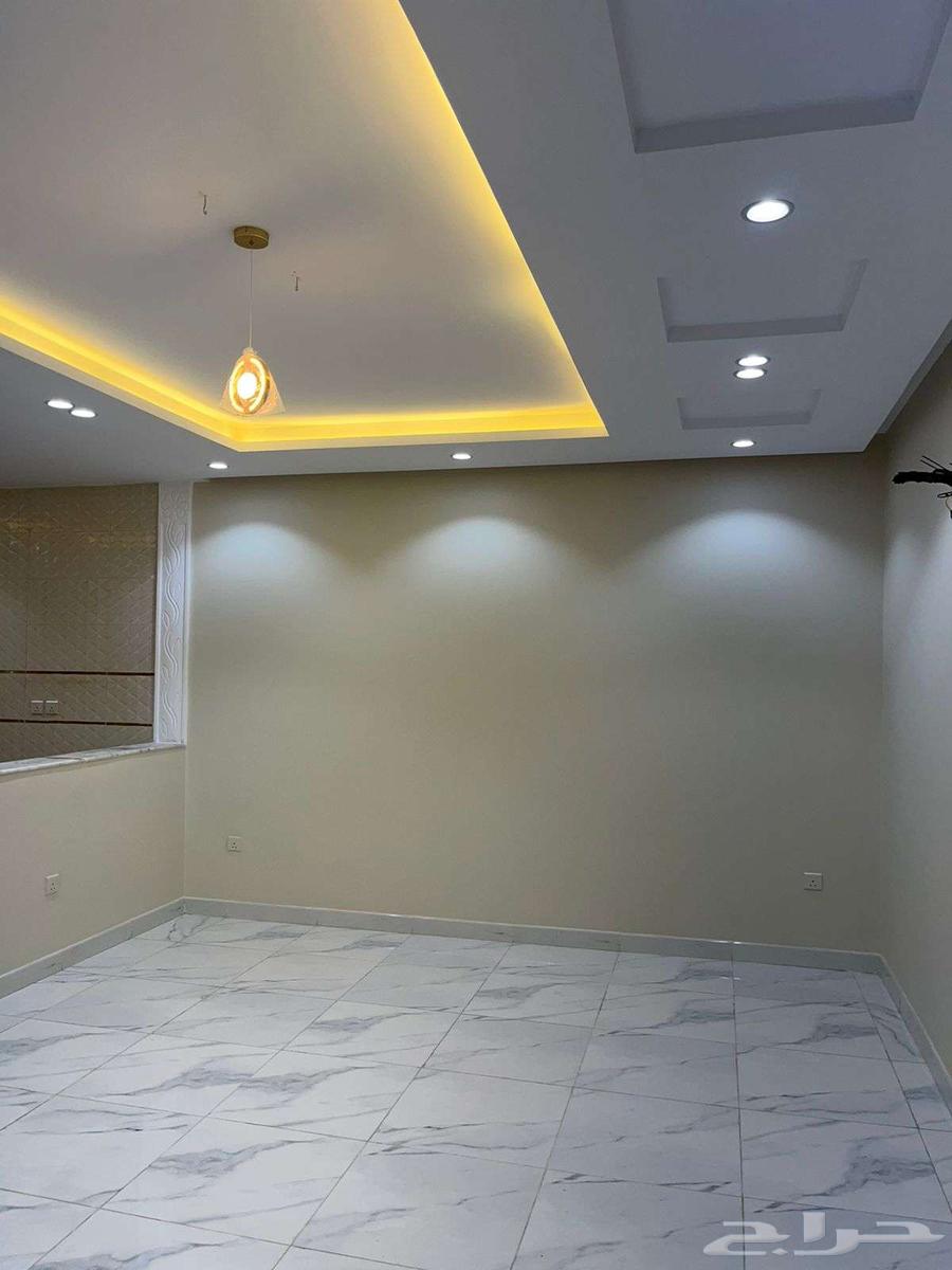 شقة 5 غرف في السلامة 7