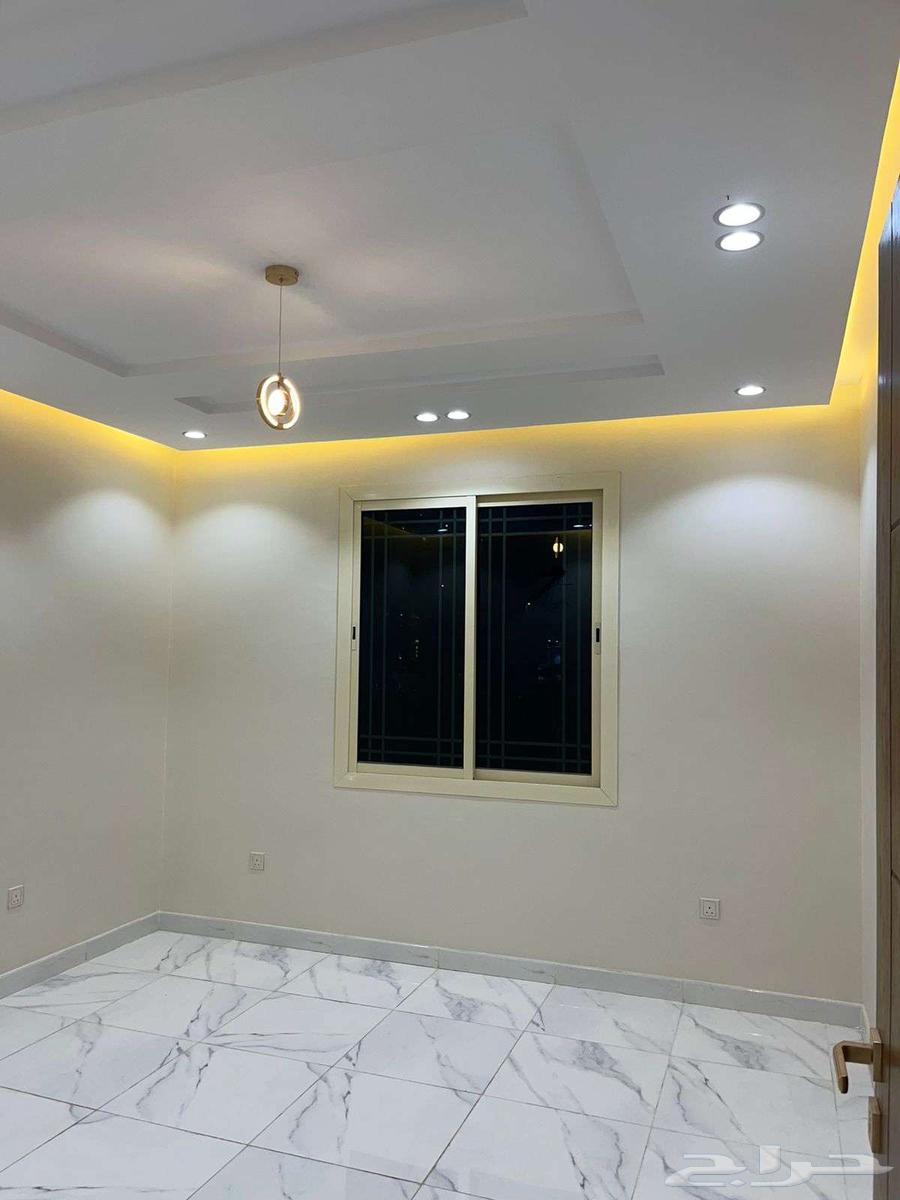 شقة 5 غرف في السلامة 9