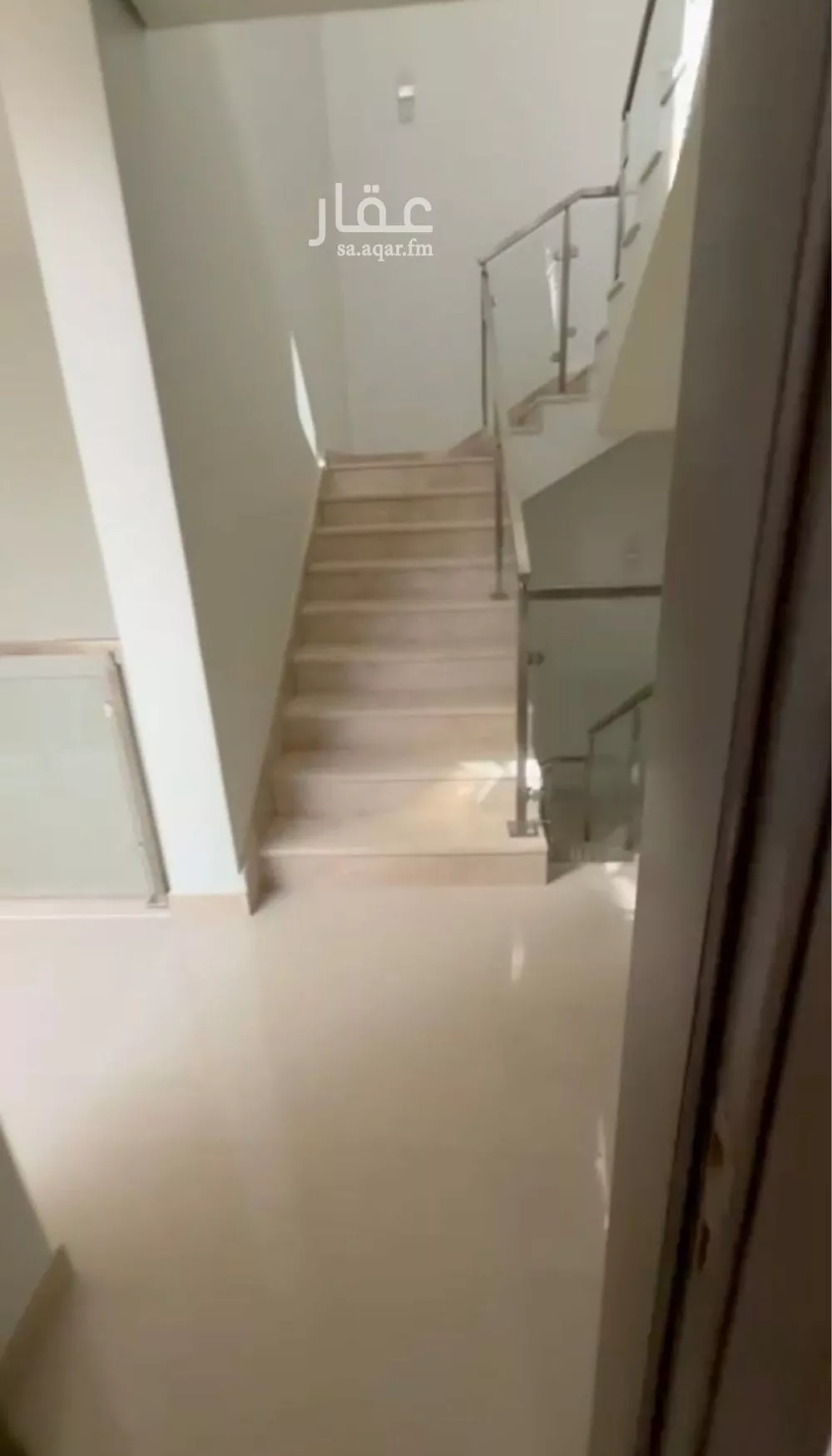 فيلا 3 غرف في المونسية 18