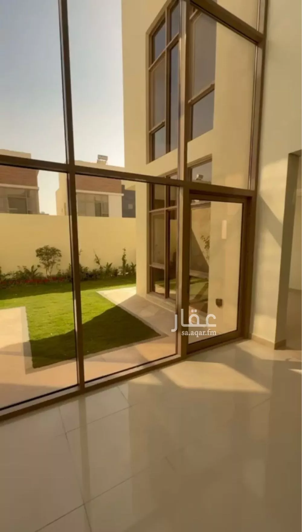 فيلا 3 غرف في المونسية 9