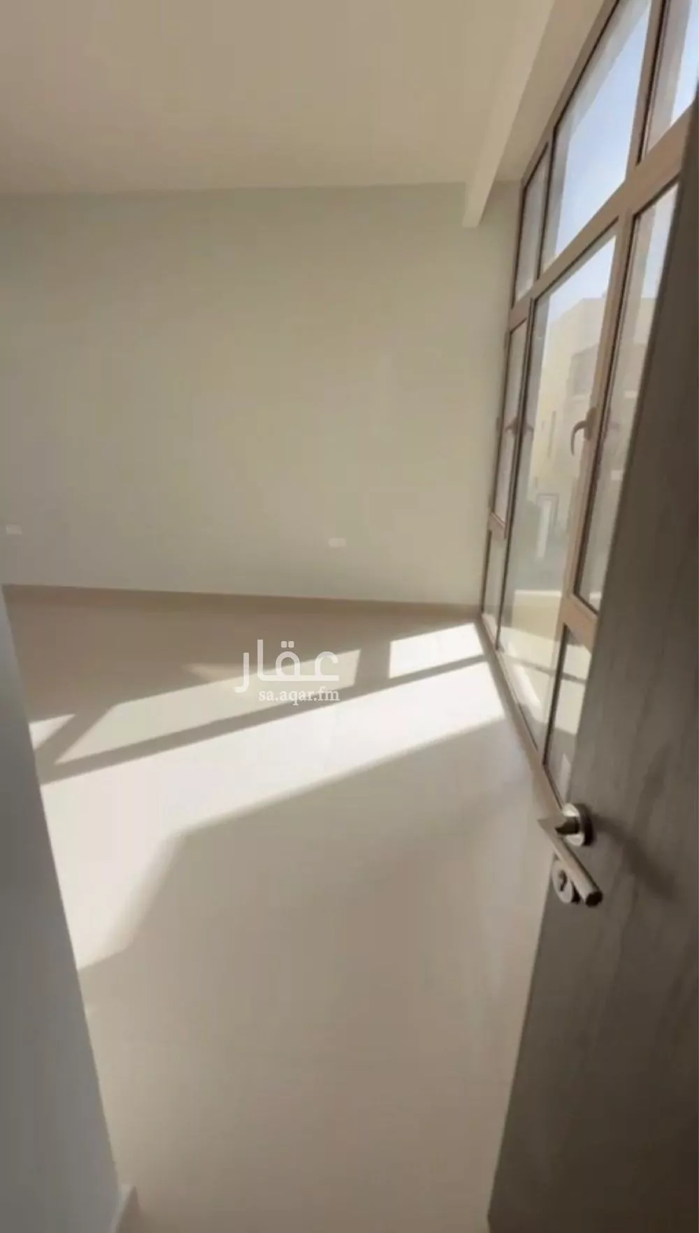 فيلا 3 غرف في المونسية 10