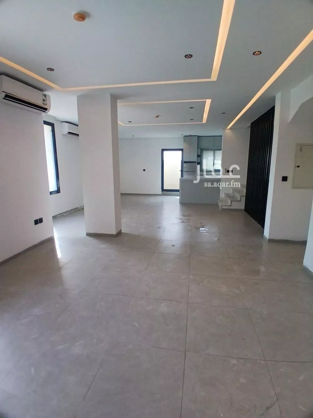 شقة 3 غرف في الرمال 4