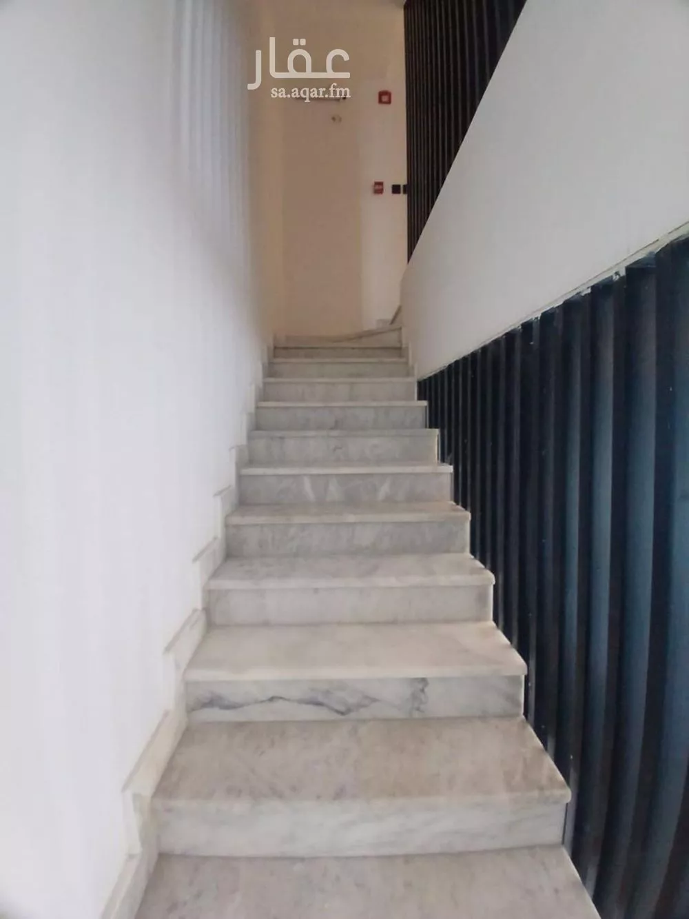 شقة 3 غرف في الرمال 9