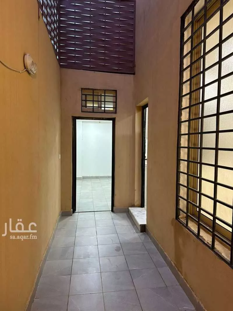 فيلا 9 غرف في لبن 5