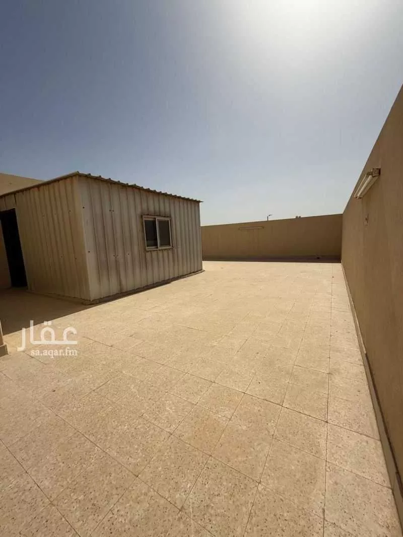 4 bedroom villa in Al Rabwa 12