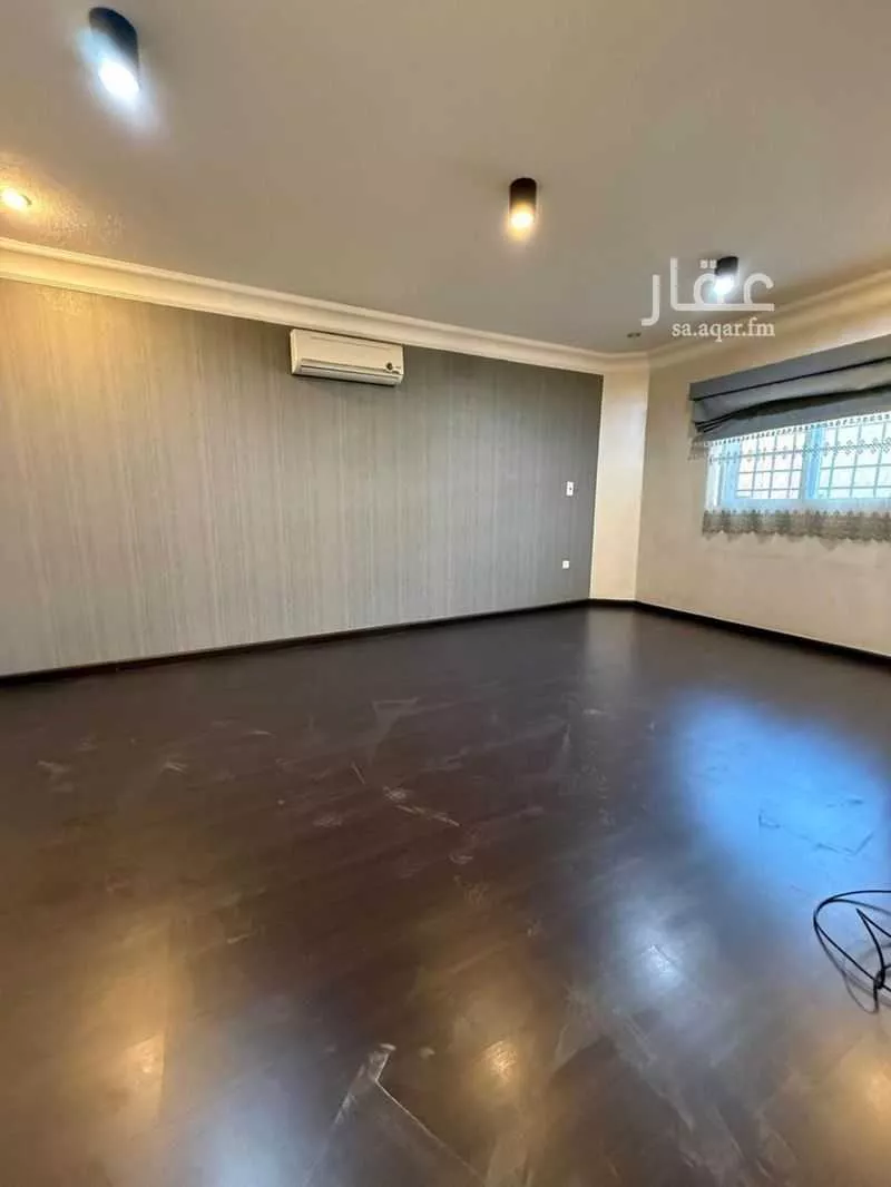 4 bedroom villa in Al Rabwa 5