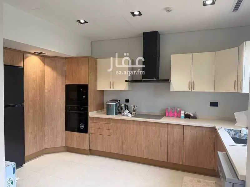 فيلا 3 غرف في المونسية 6