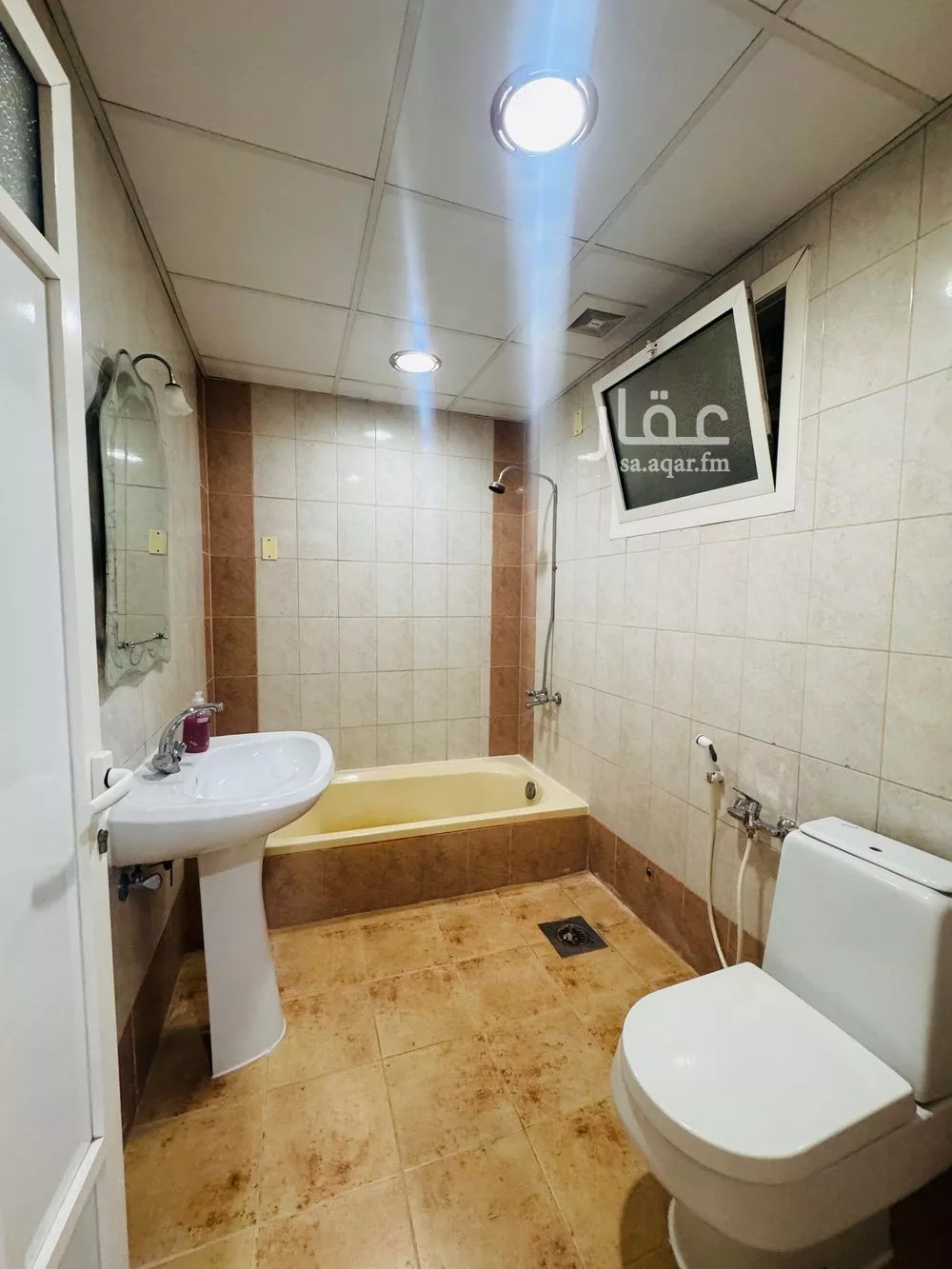 شقة 4 غرف في بدر 12