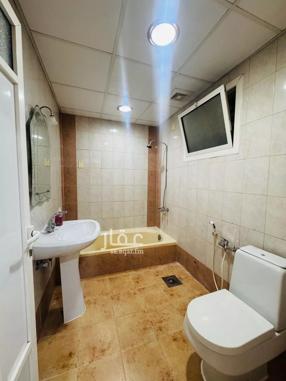 شقة 4 غرف في بدر 5