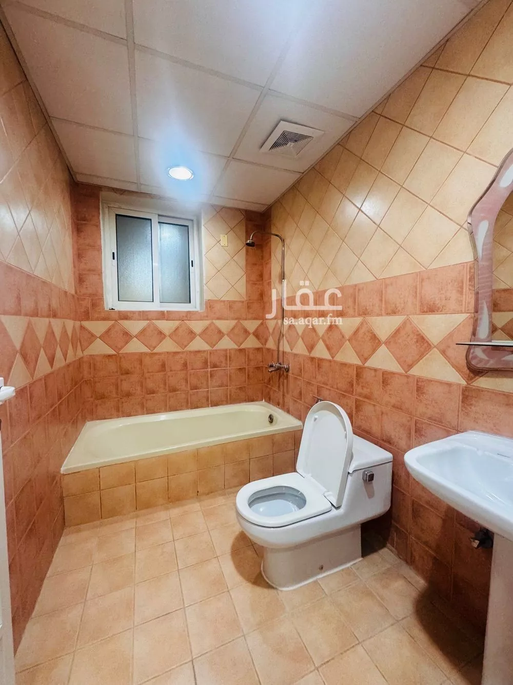 شقة 4 غرف في بدر 6