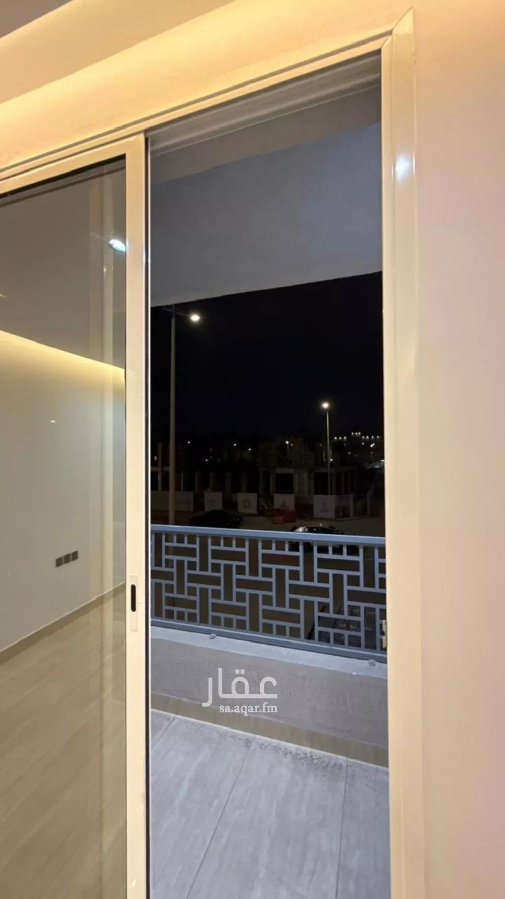 شقة 6 غرف في النور 8