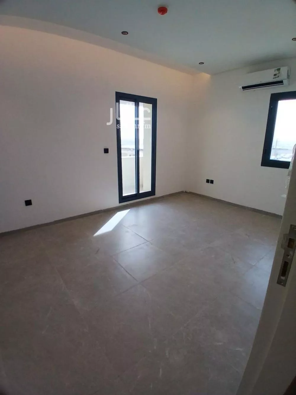 7 bedroom apartment in Al Rimal 5