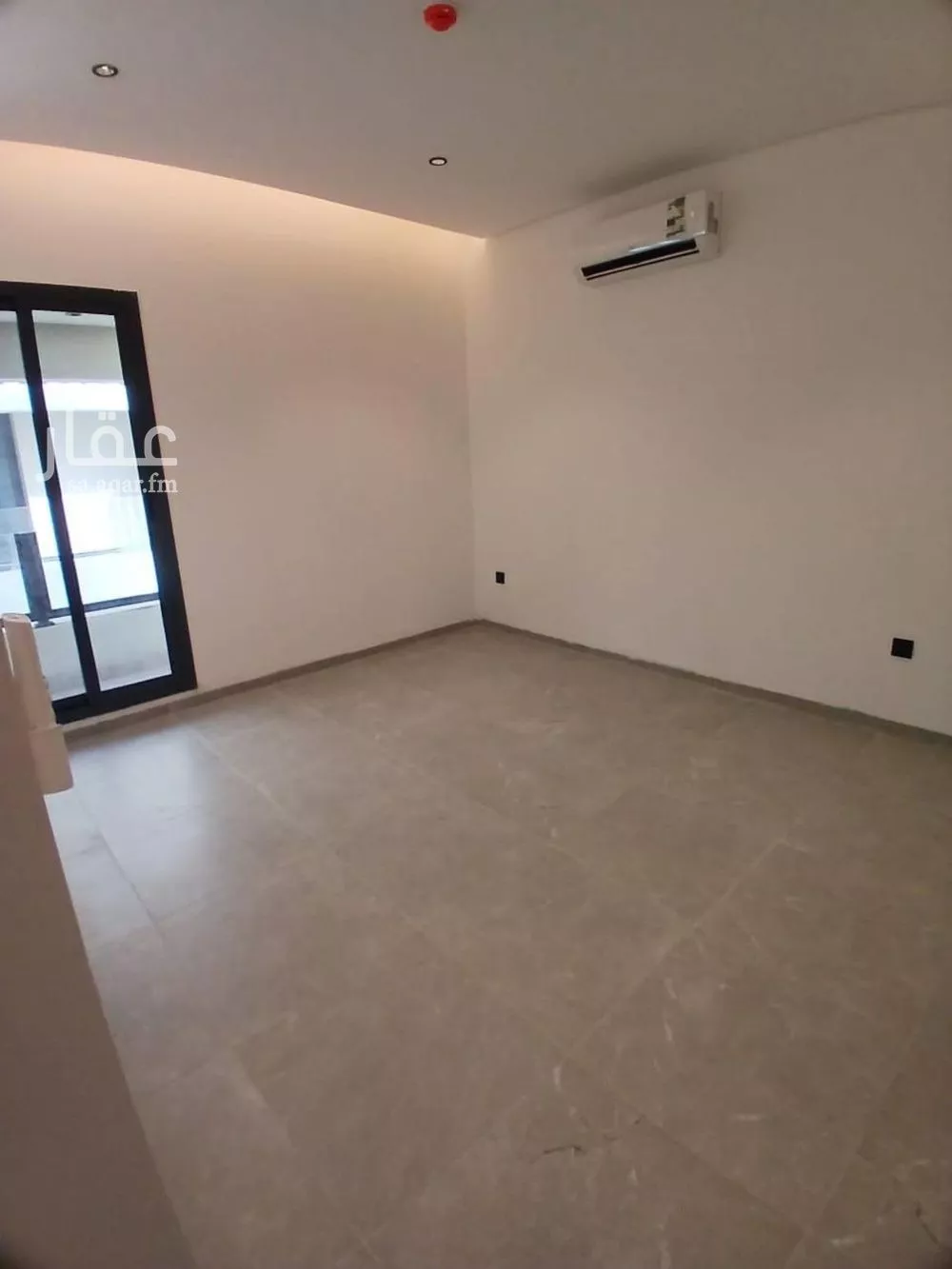 7 bedroom apartment in Al Rimal 8