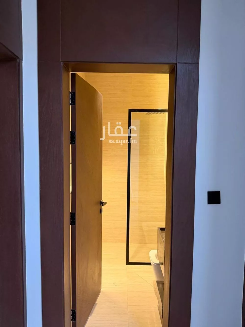 فيلا 7 غرف في العارض 11