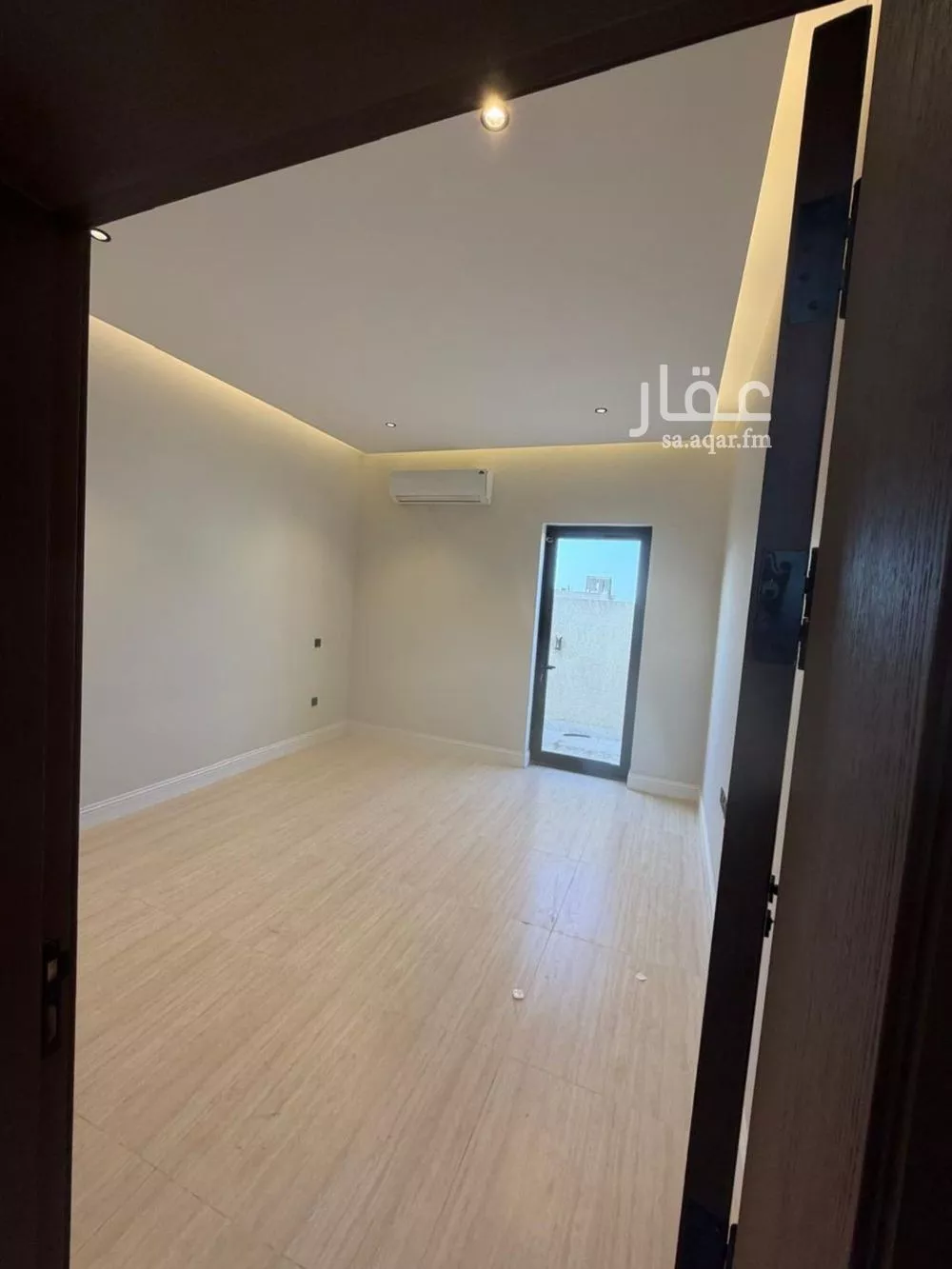 فيلا 7 غرف في العارض 15