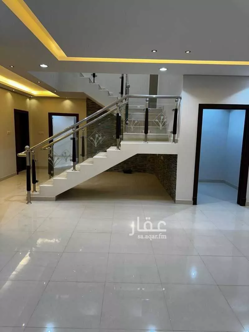 5 bedroom villa in Al Munsiyah 3