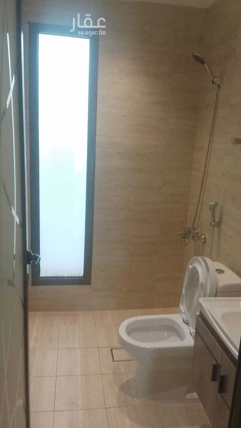 شقة 5 غرف في الجامعيين 8