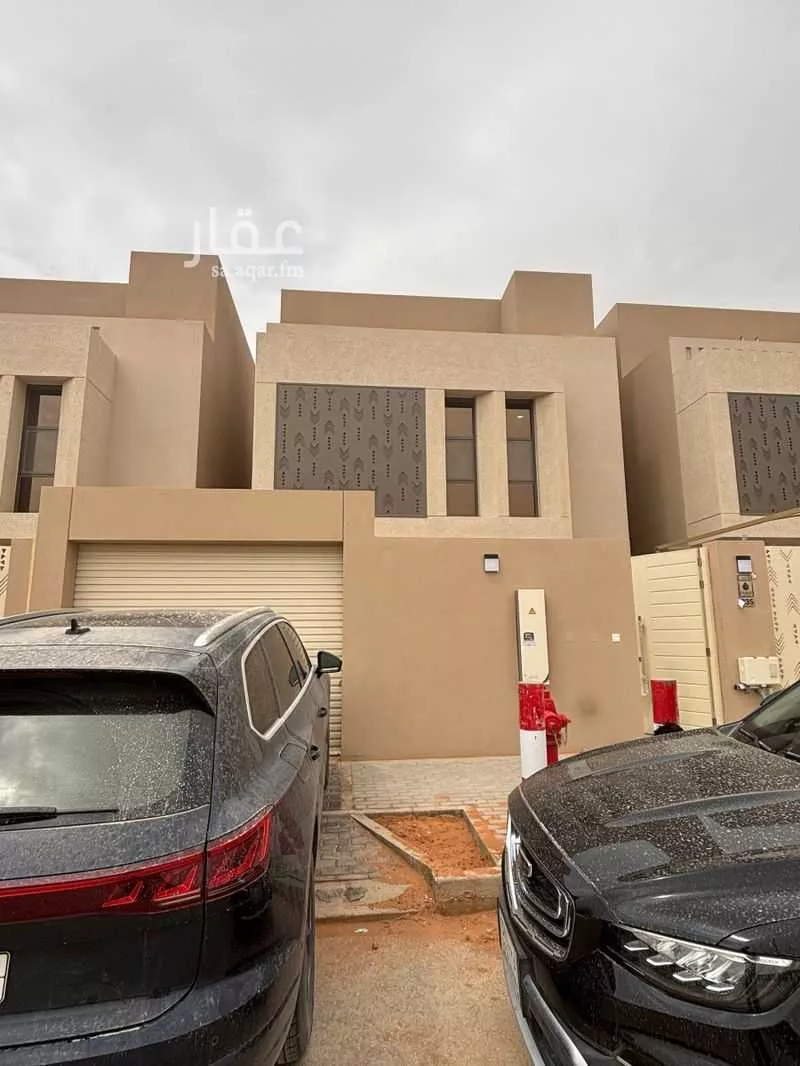 فيلا 5 غرف في الرمال 2