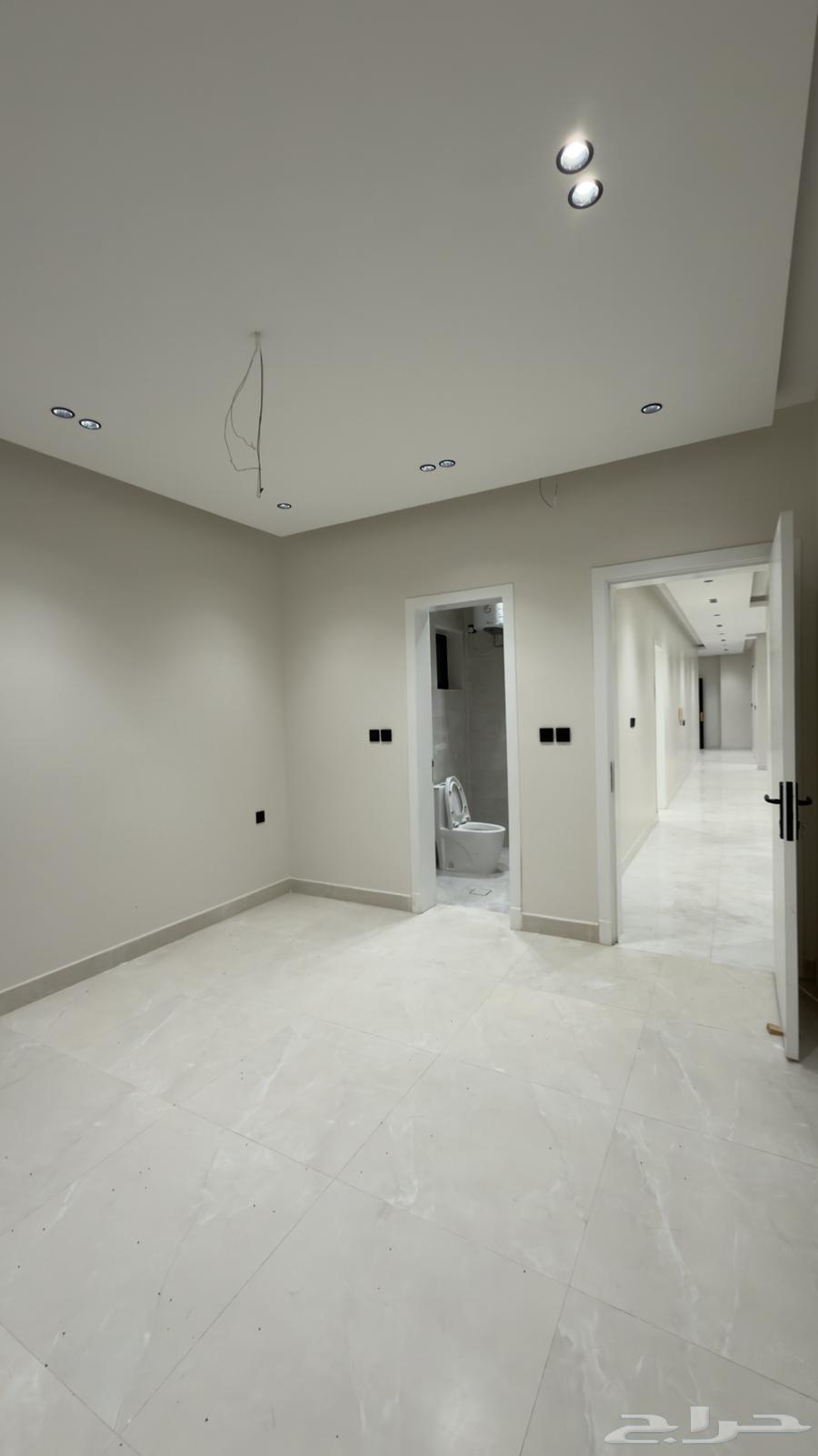 شقة 4 غرف في الندى 7