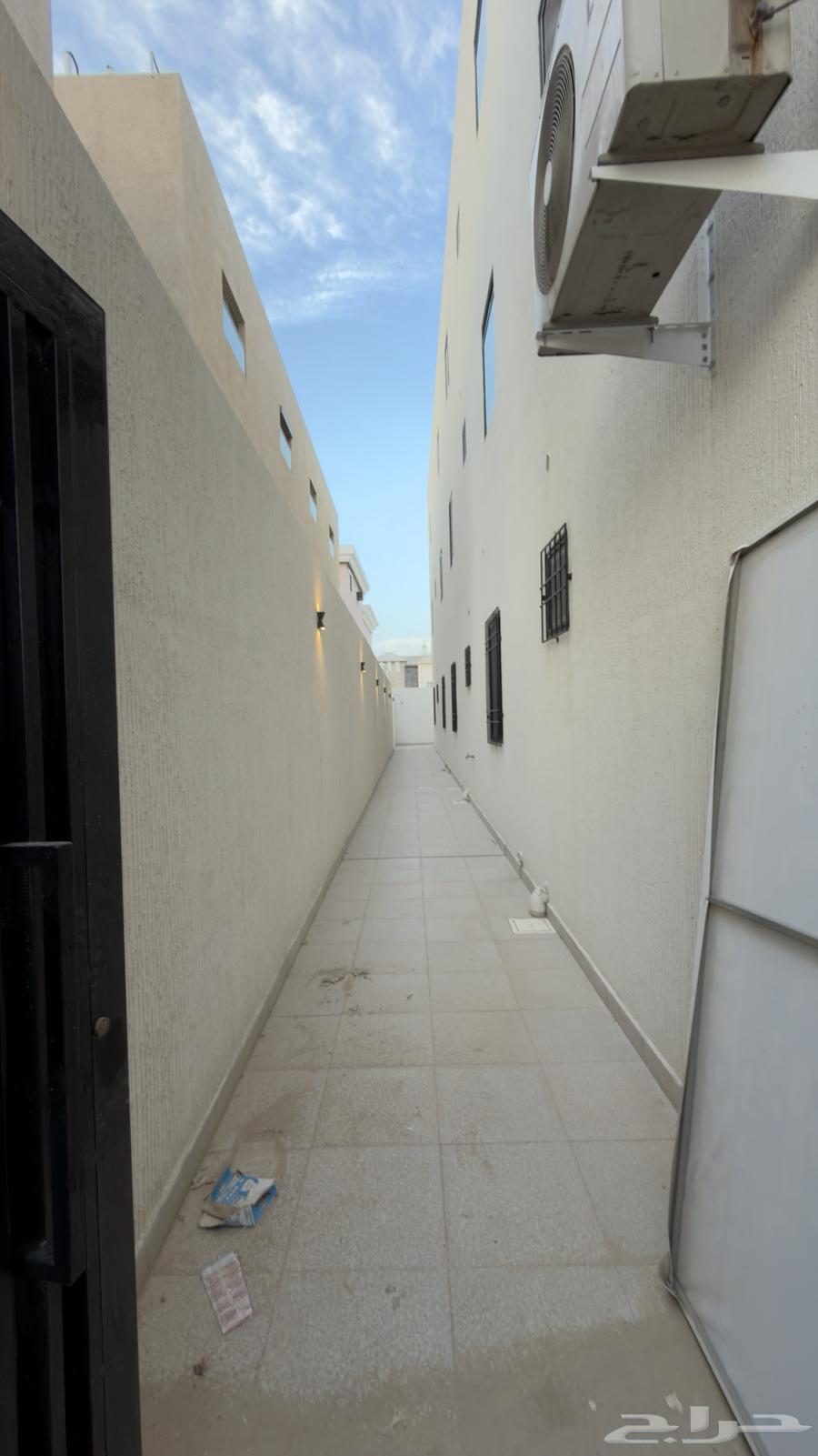 شقة 4 غرف في الندى 9