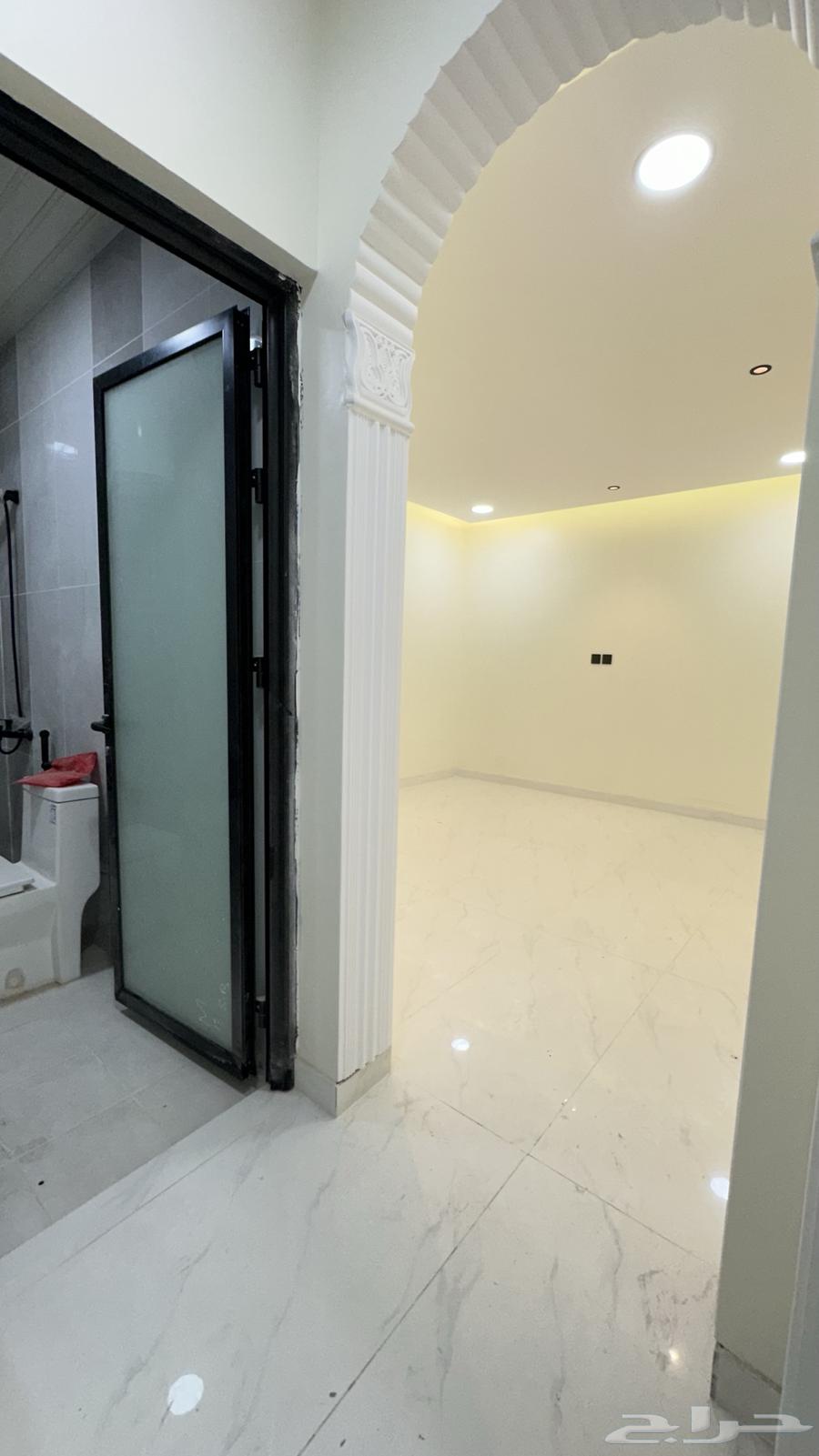 شقة 6 غرف في احد 16