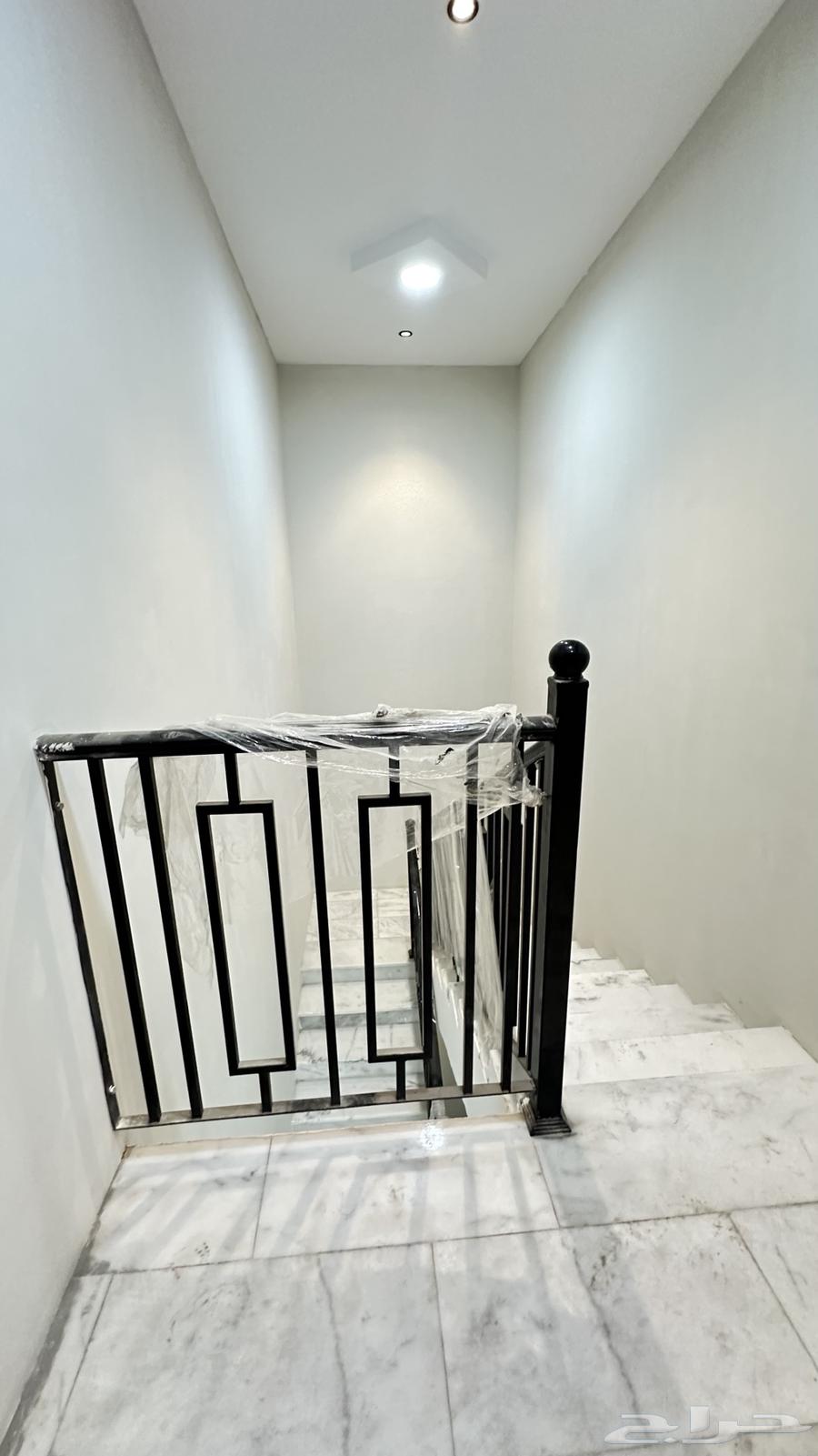 شقة 6 غرف في احد 17