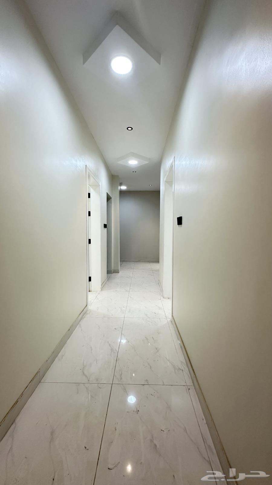 شقة 6 غرف في احد 4