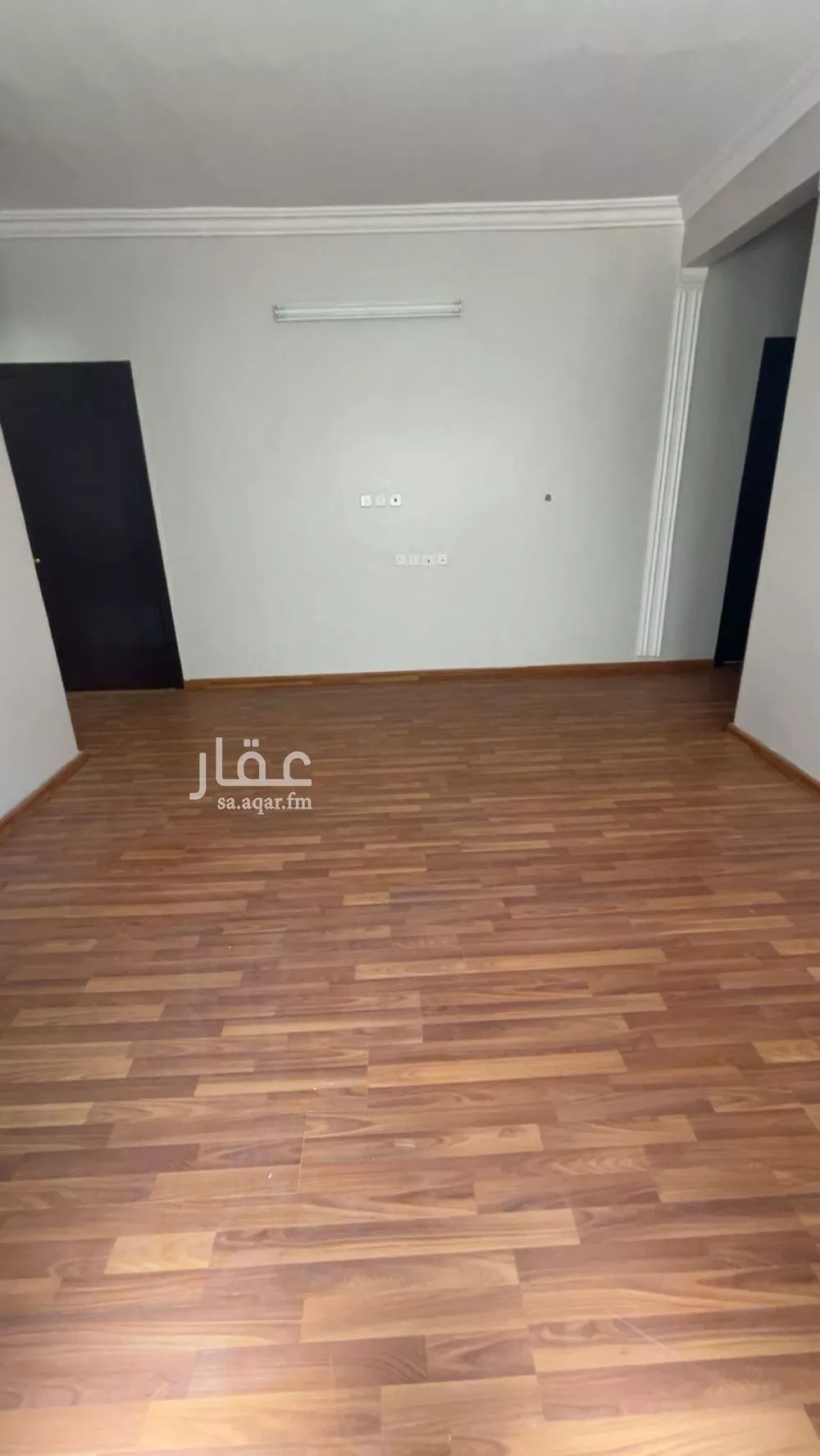 شقة 2 غرف في الرمال 10