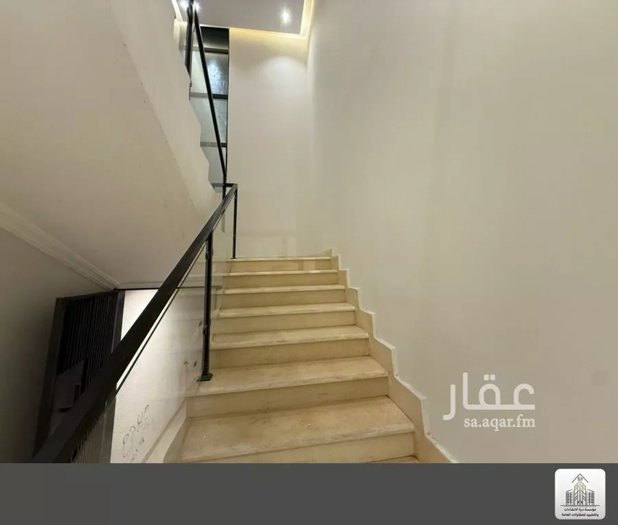 7 bedroom villa in Al Rahmaniyyah 2