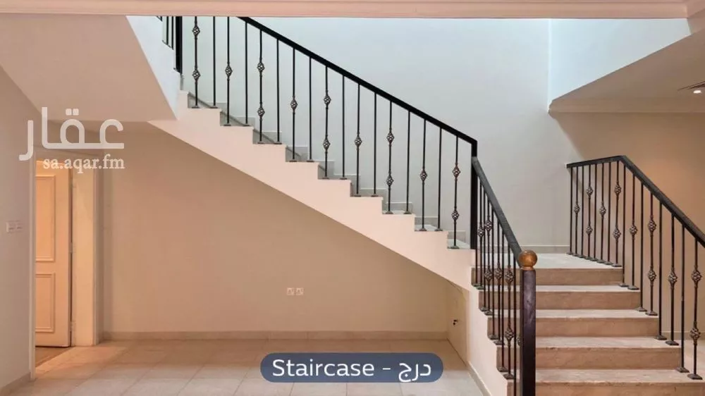 5 bedroom villa in Hittin 13