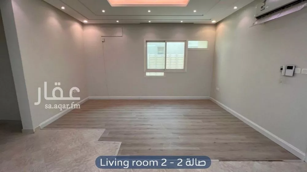 5 bedroom villa in Hittin 14