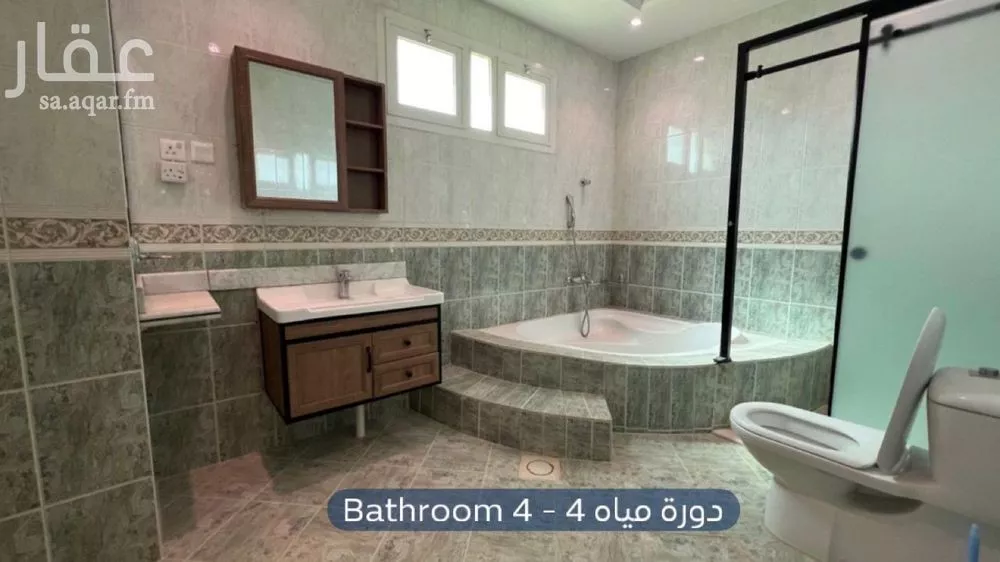 5 bedroom villa in Hittin 20