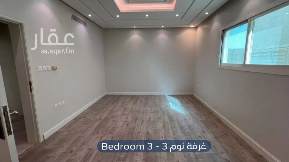 5 bedroom villa in Hittin 23