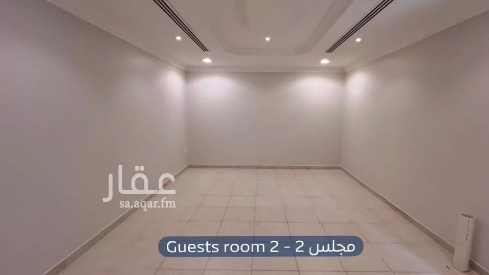5 bedroom villa in Hittin 10